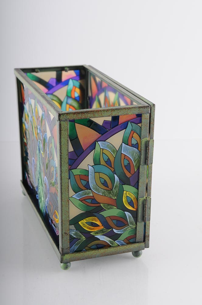 Assortment of Bird Décor