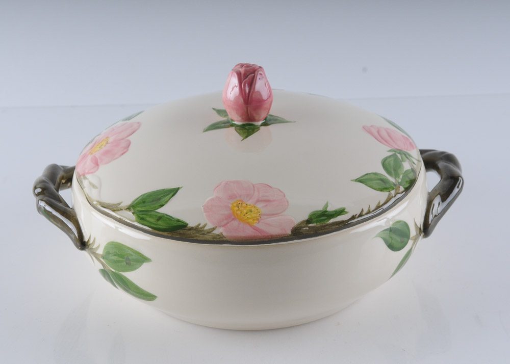 Franciscan Cookware Covered Casserole Dish in Desert Rose Pattern