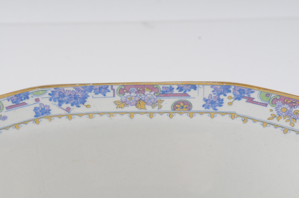 Assortment of Oriental Decor