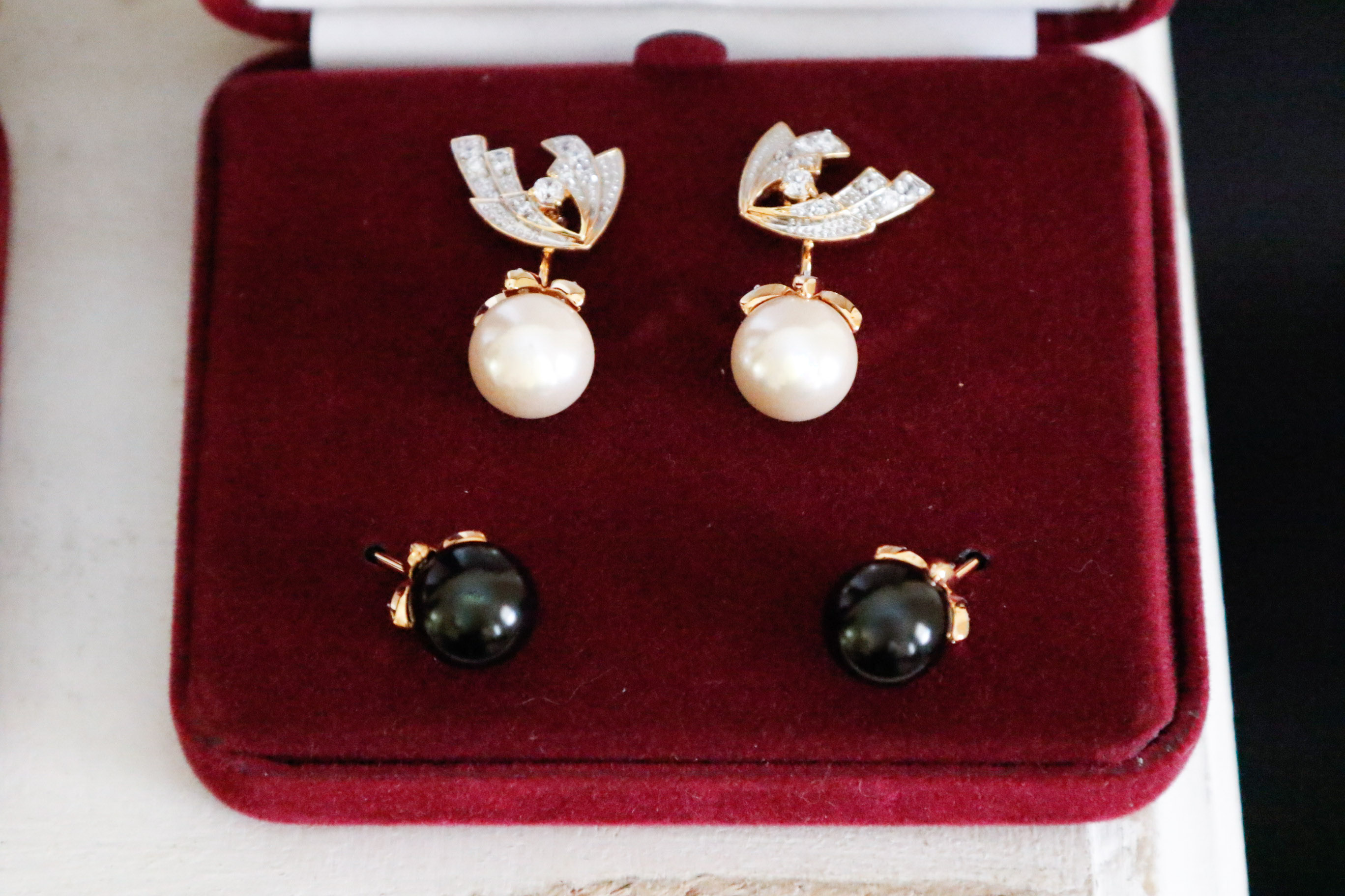 Jacqueline Kennedy Historic Jewelry Collection With Storage Box