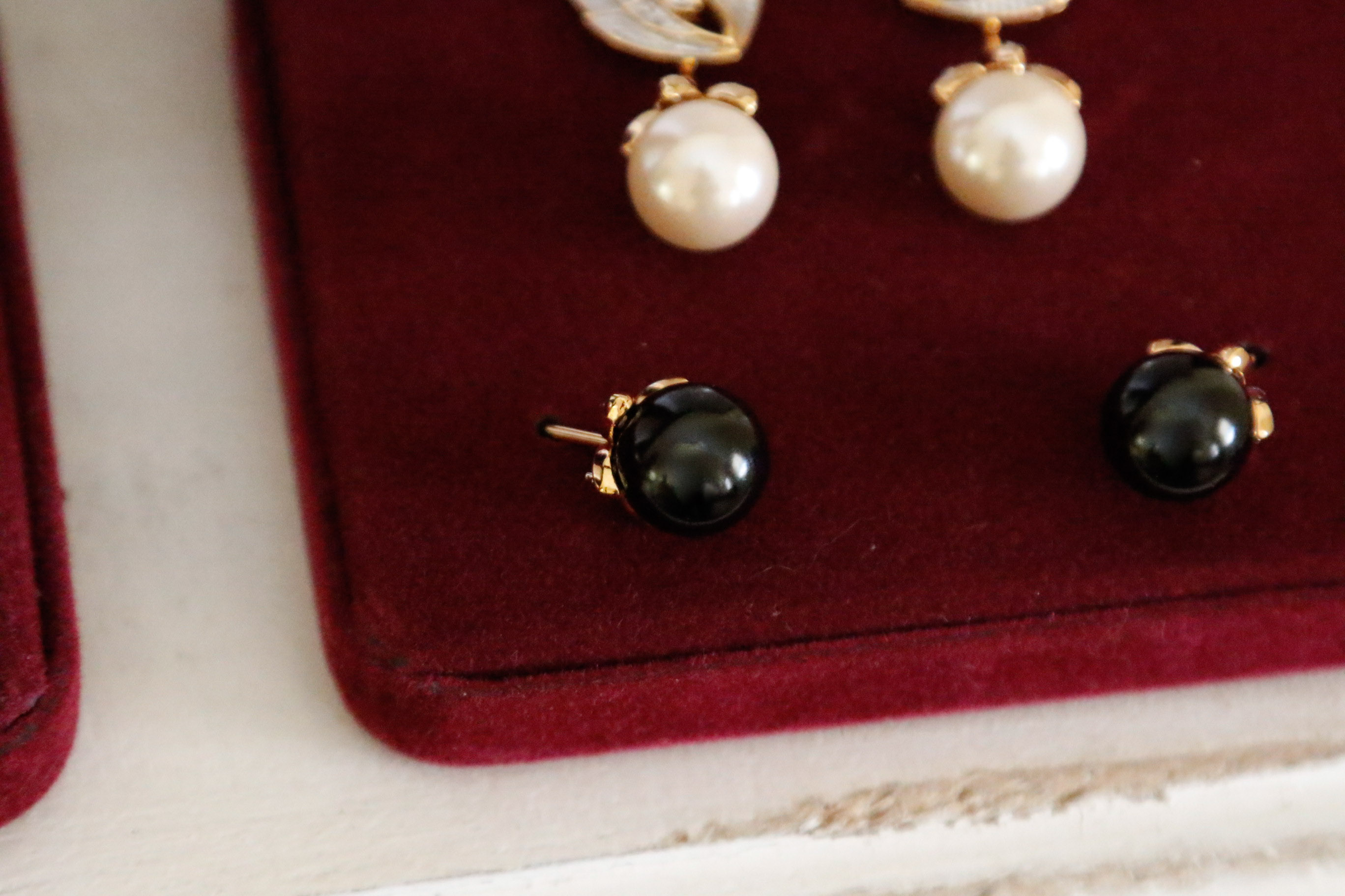 Jacqueline Kennedy Historic Jewelry Collection With Storage Box