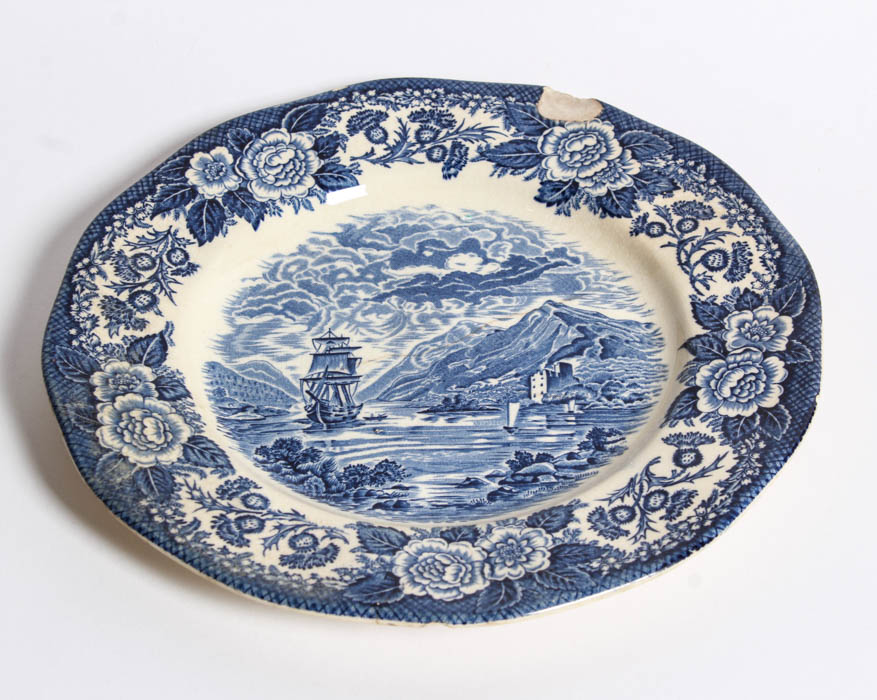 "Willow Ware" Blue and White Dishware