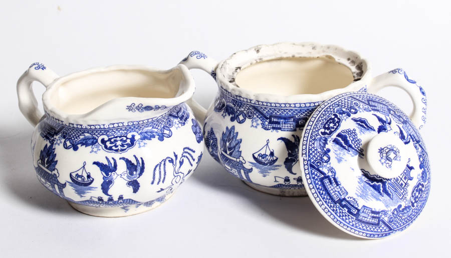 "Willow Ware" Blue and White Dishware