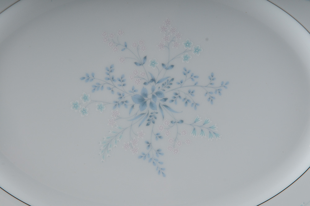Noritake "Carolyn" Fine China Serving Pieces