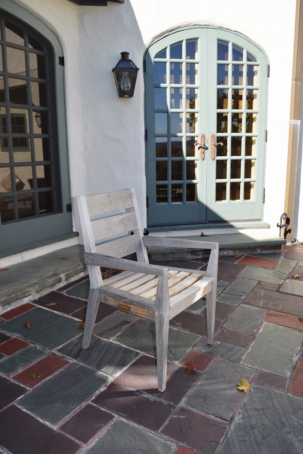 Kingsley Bate Teak Outdoor Dining table and Eight Chairs