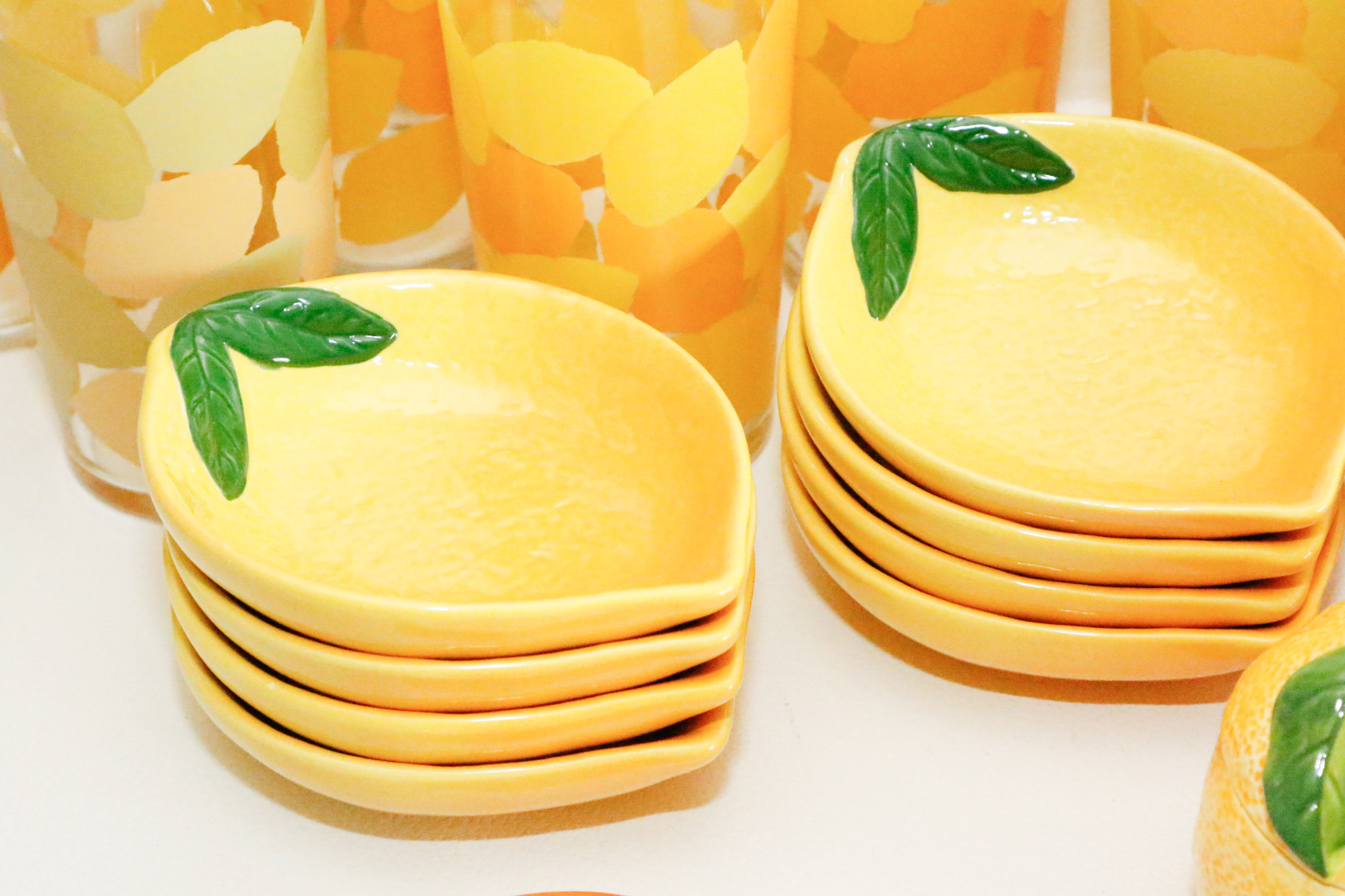 Tableware with Citrus Motif