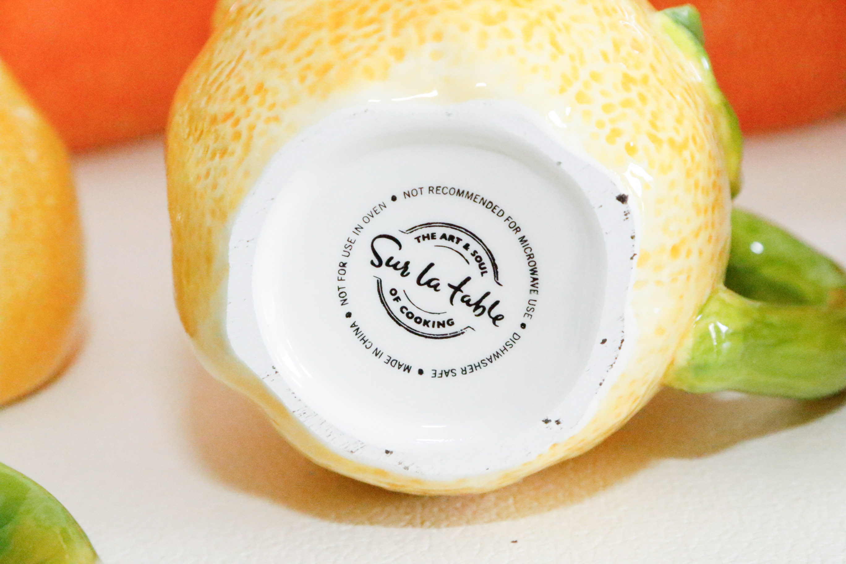 Tableware with Citrus Motif