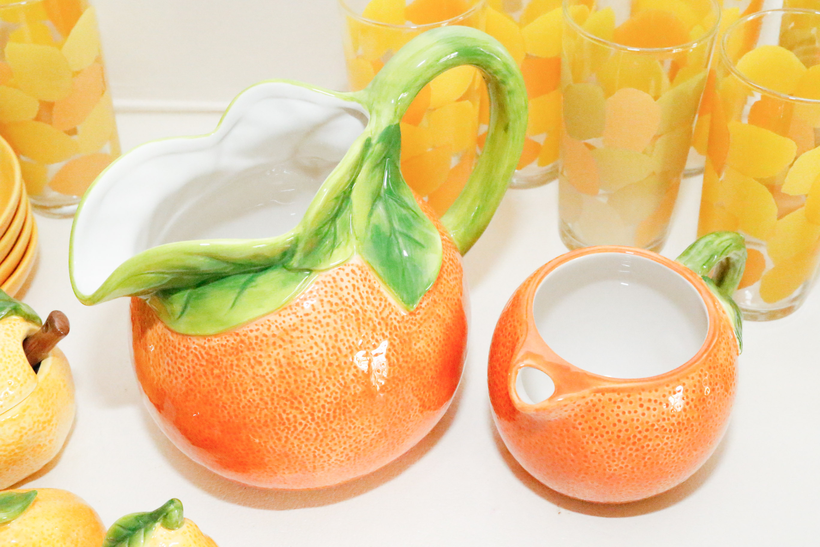 Tableware with Citrus Motif
