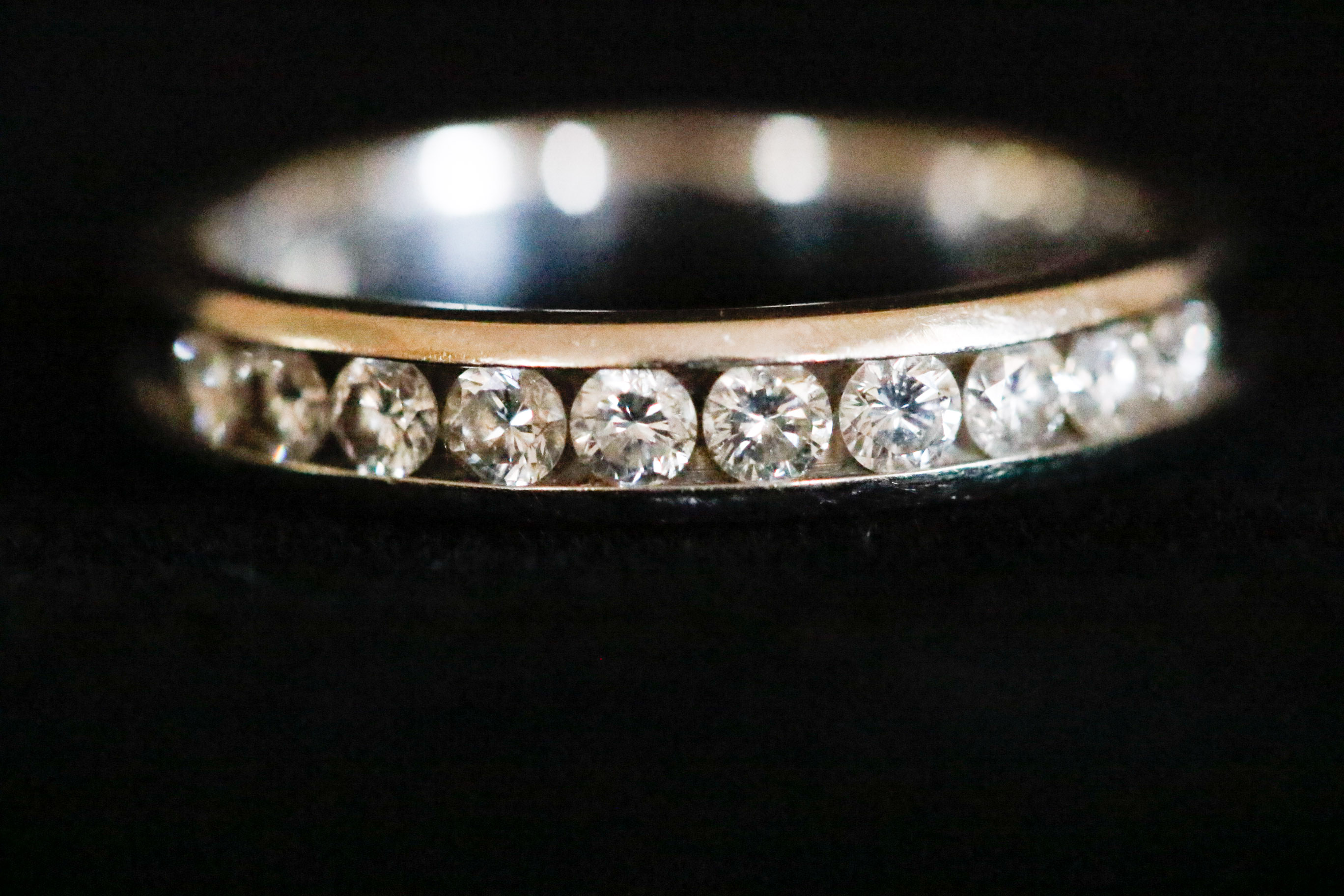 14K White Gold and Diamond Band