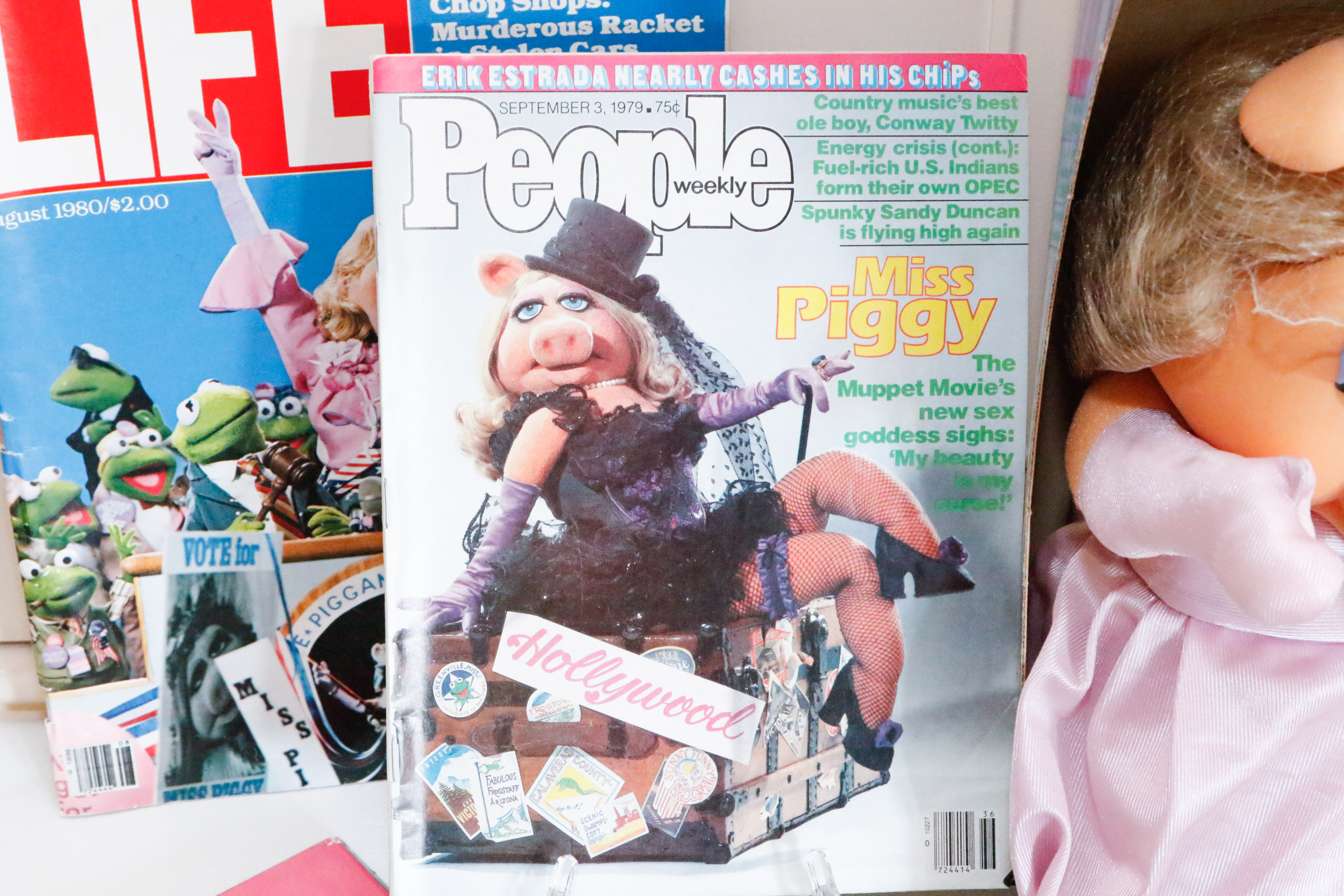 Jim Henson's "The Muppets" Collectibles Featuring Miss Piggy