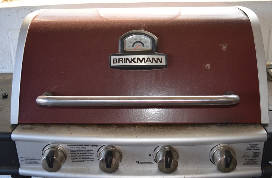 Brinkmann Four Burner Gas Grill, Model #810-9422 S