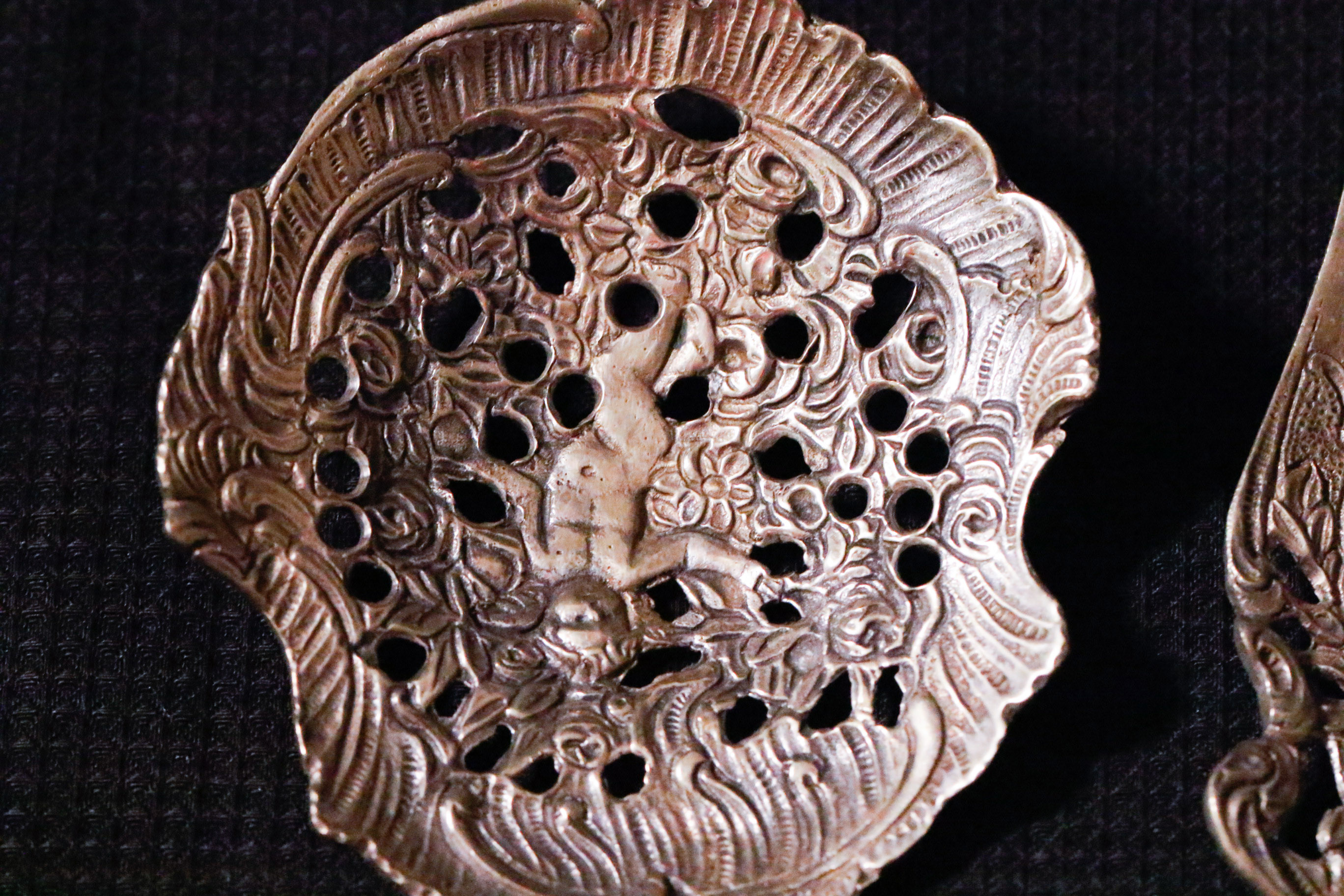 Montagnani Italian Figural 10-Piece Utensil Set