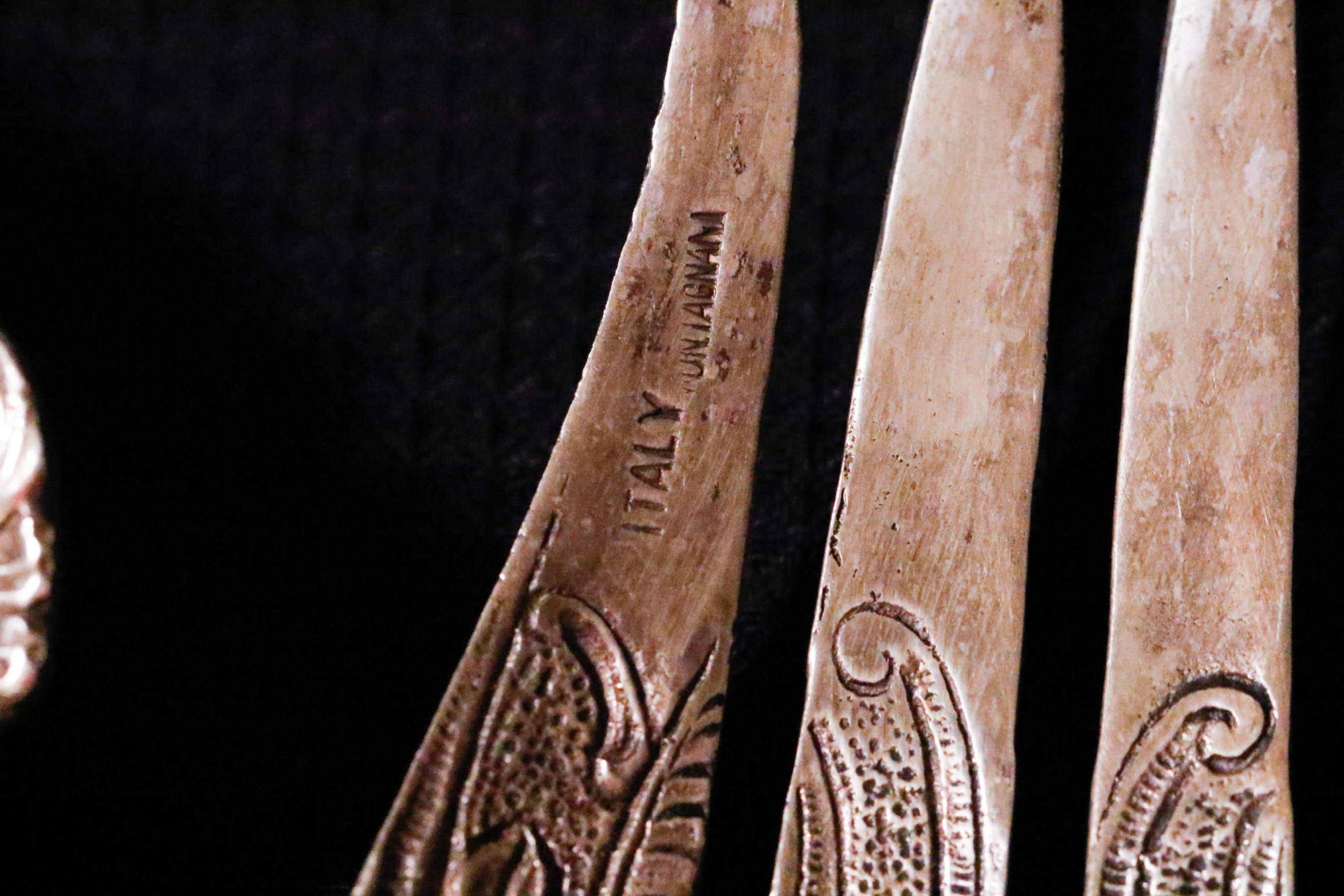 Montagnani Italian Figural 10-Piece Utensil Set