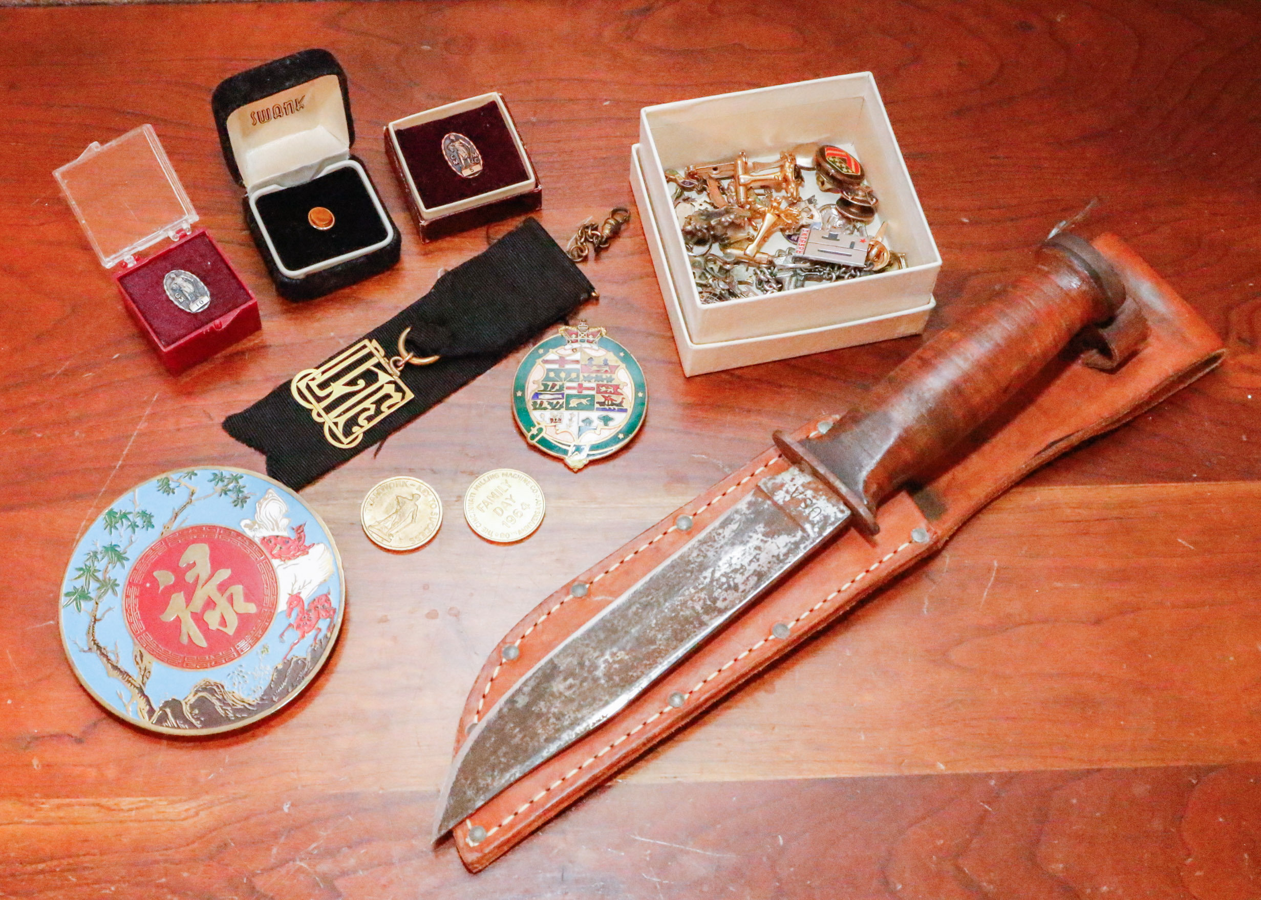 Military Ephemera Feat. a Robeson Shuredge Fighting Knife