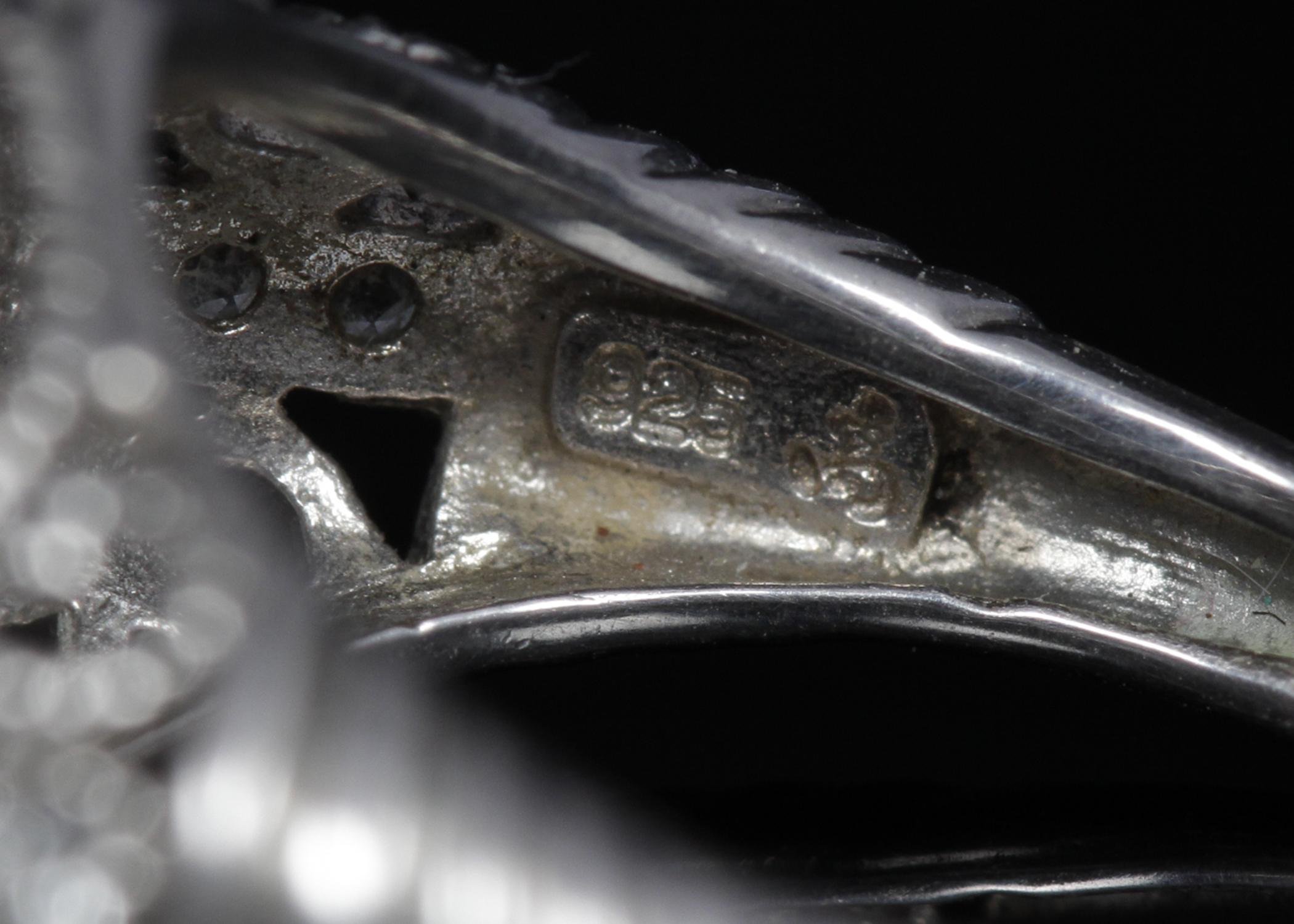 Vintage Style Sterling Silver Cubic Zirconia Ring