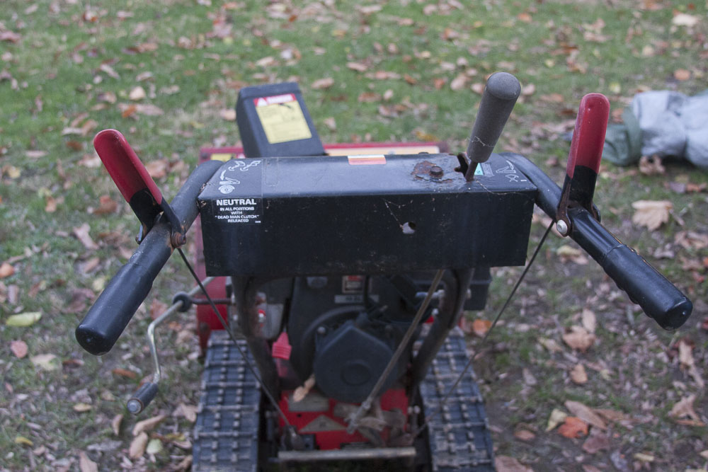 Atlas 825 Trac + Drive Snow Blower