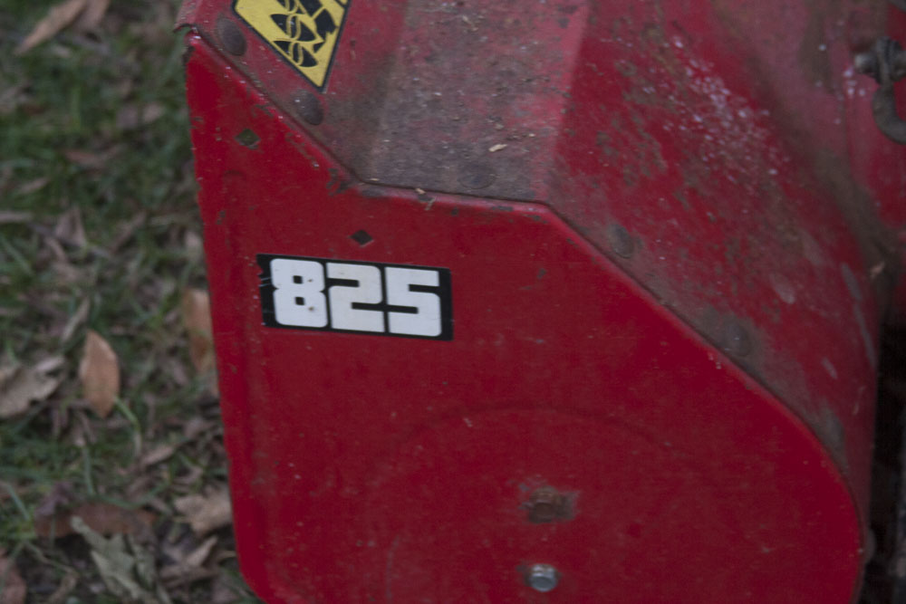 Atlas 825 Trac + Drive Snow Blower