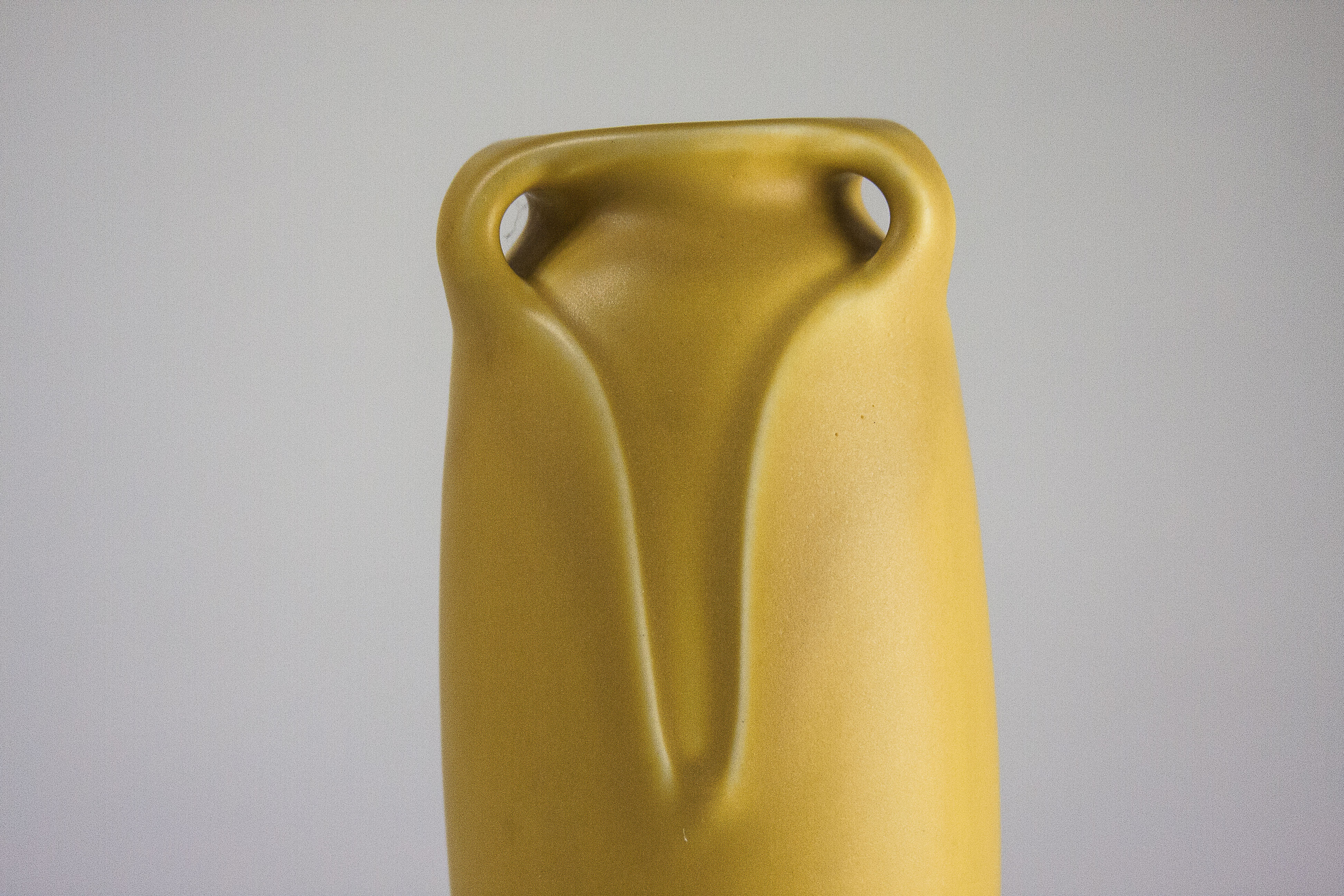 Yellow Rookwood XXI 2126