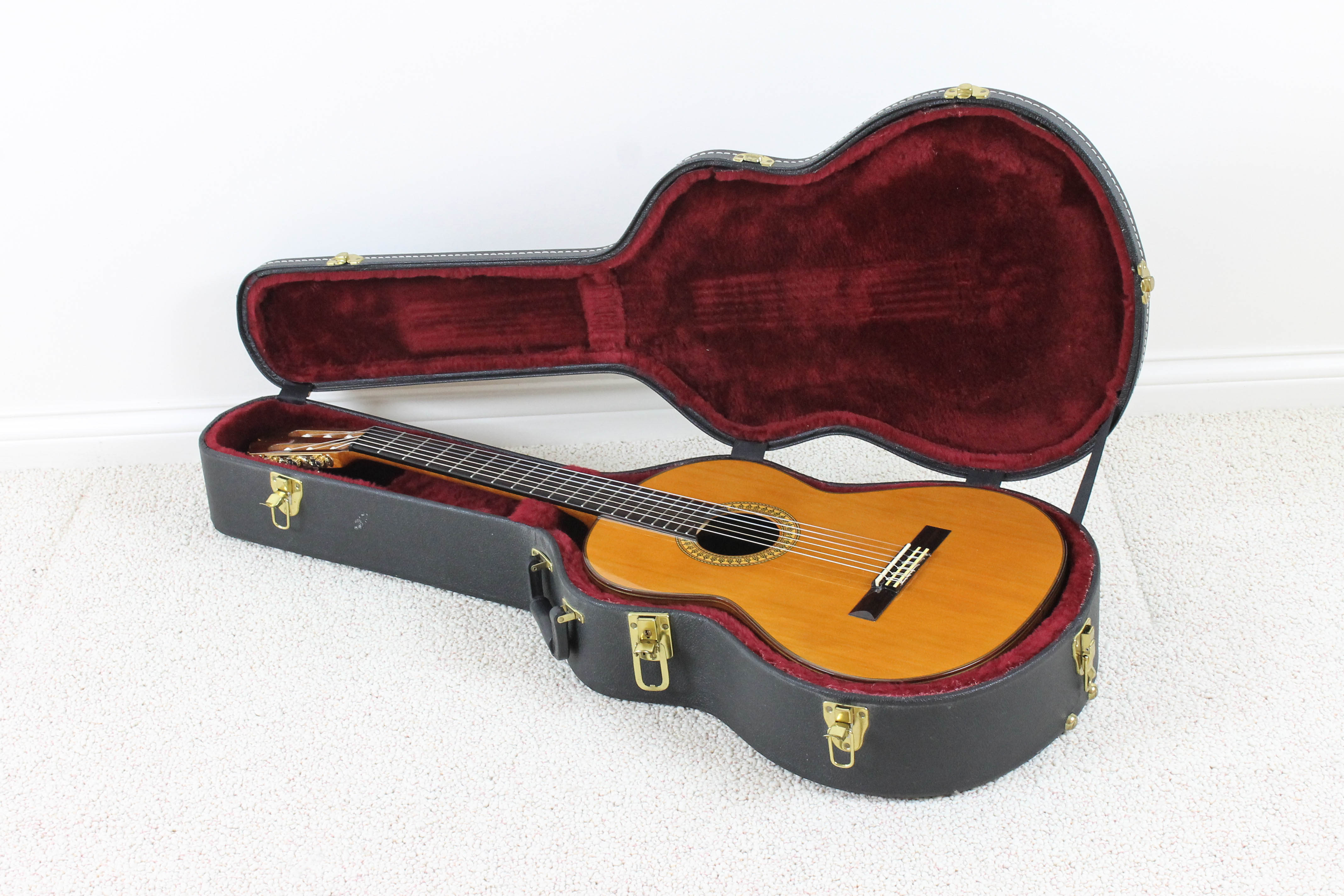 1985 Alvarez Yairi Guitar CY117