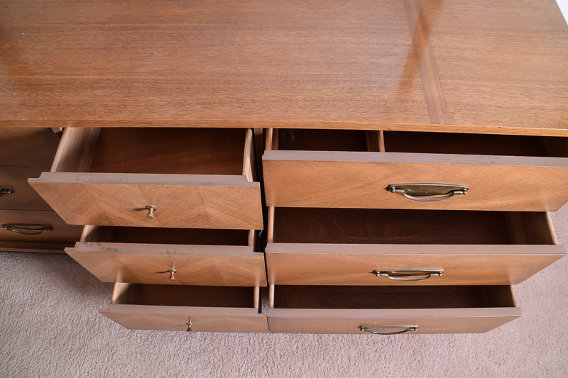 Kent Coffey Signet Dresser with Mirror