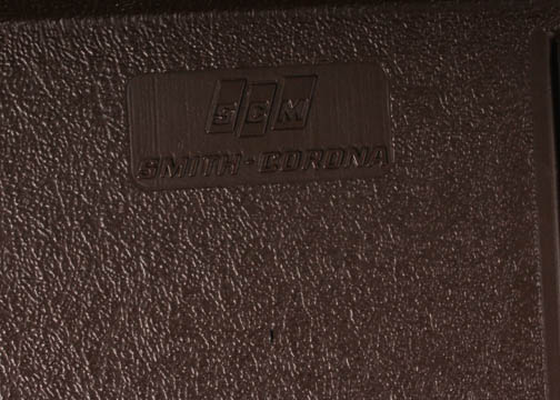 Vintage Smith-Corona Classic 12 Typewriter with Case