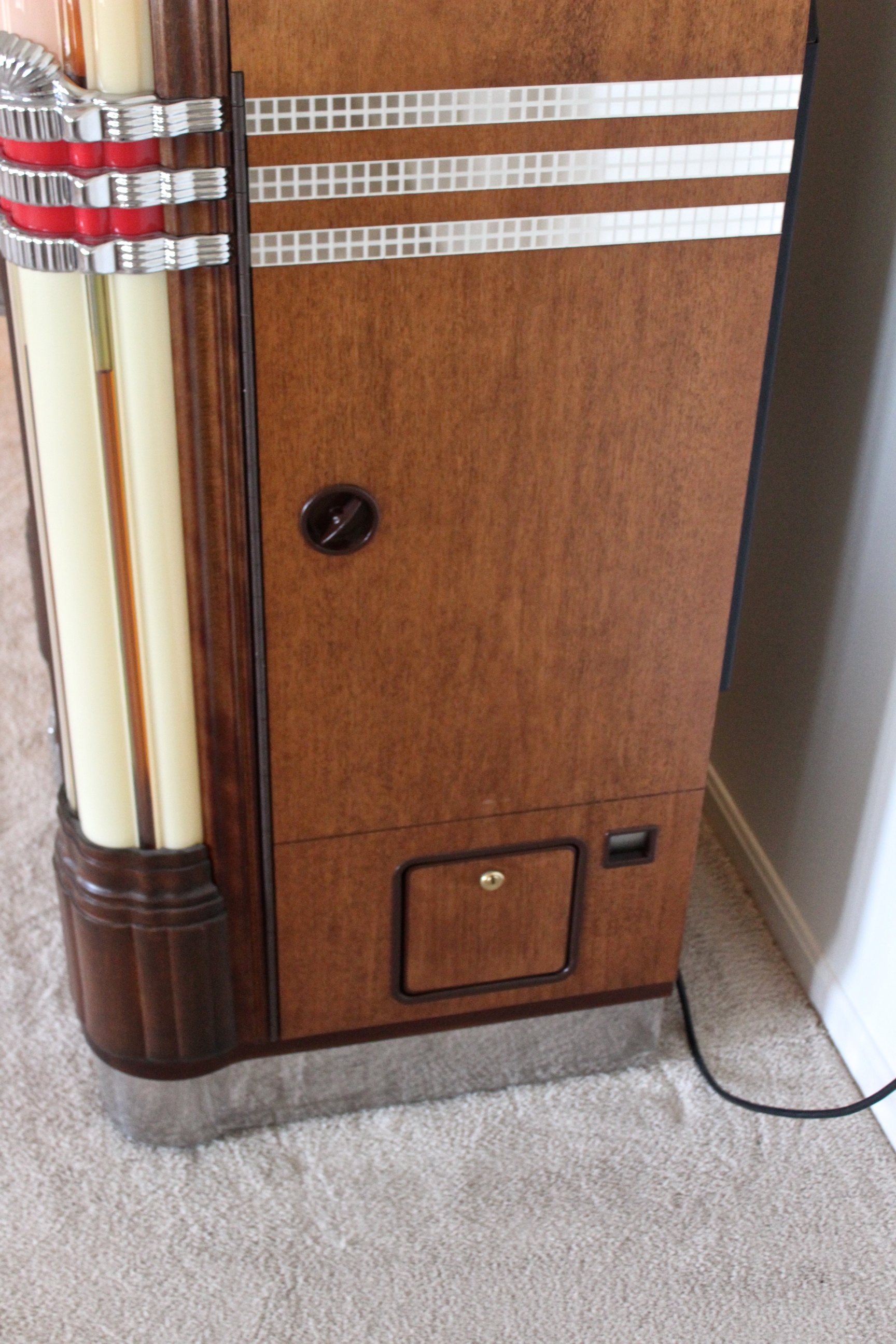 Reproduction 1946 Wurlitzer Model 1015 "One More Time" Jukebox