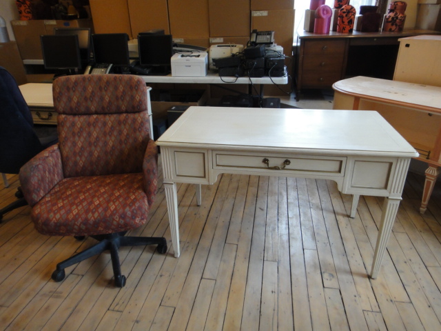 Vintage Drexel Heritage Provincial Style Desk Plus Office Chair