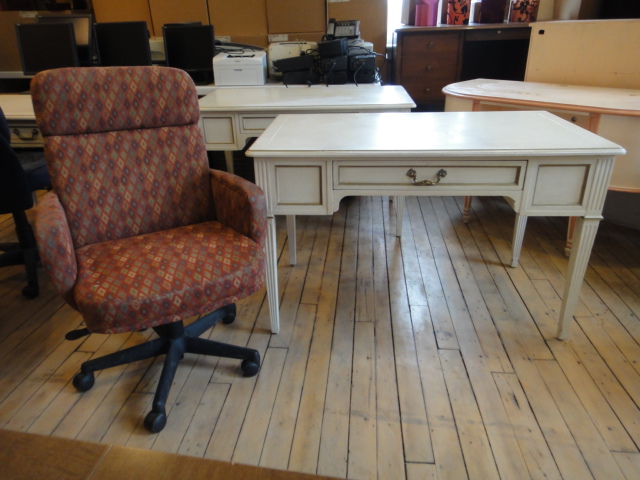 Vintage Drexel Heritage Provincial Style Desk Plus Office Chair