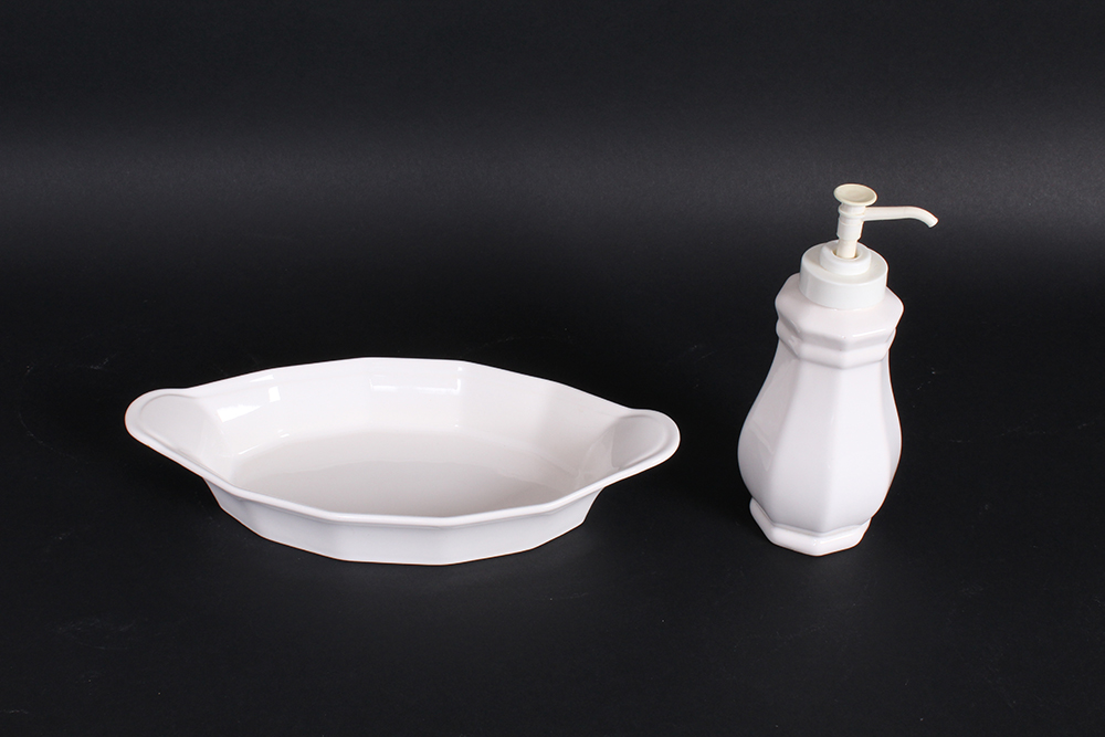 Pfaltzgraff White Stoneware