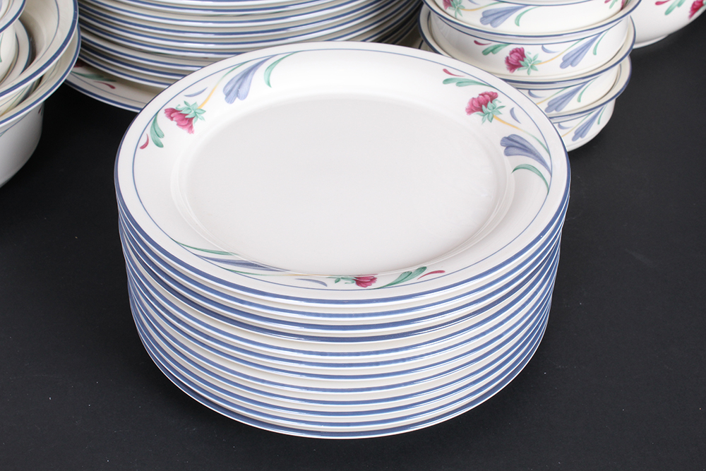 Lenox "Poppies in Blue" Chinastone Set