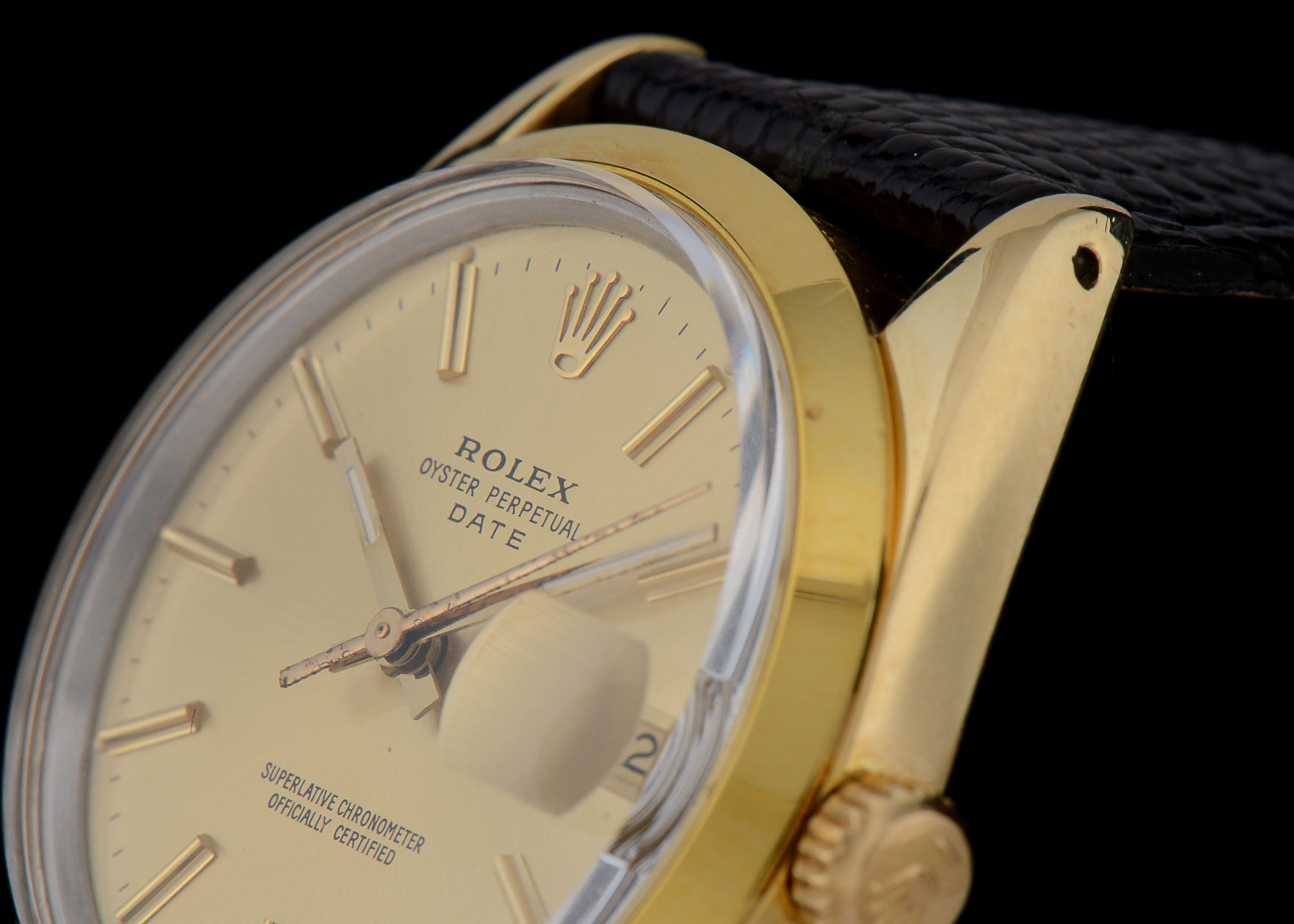 Rolex Perpetual Date Gold Shell/Plated Steel 15505 34mm Watch