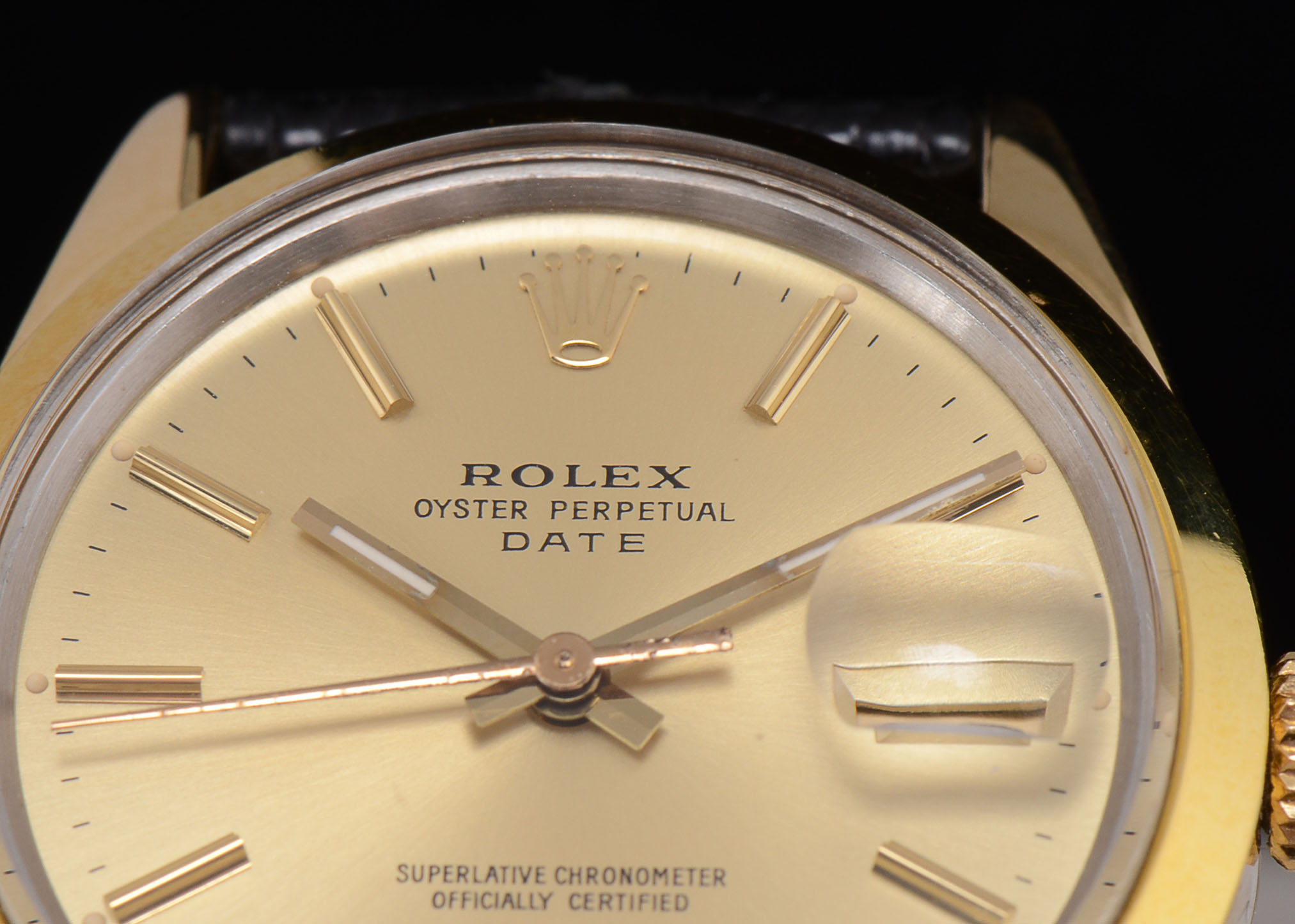 Rolex Perpetual Date Gold Shell/Plated Steel 15505 34mm Watch
