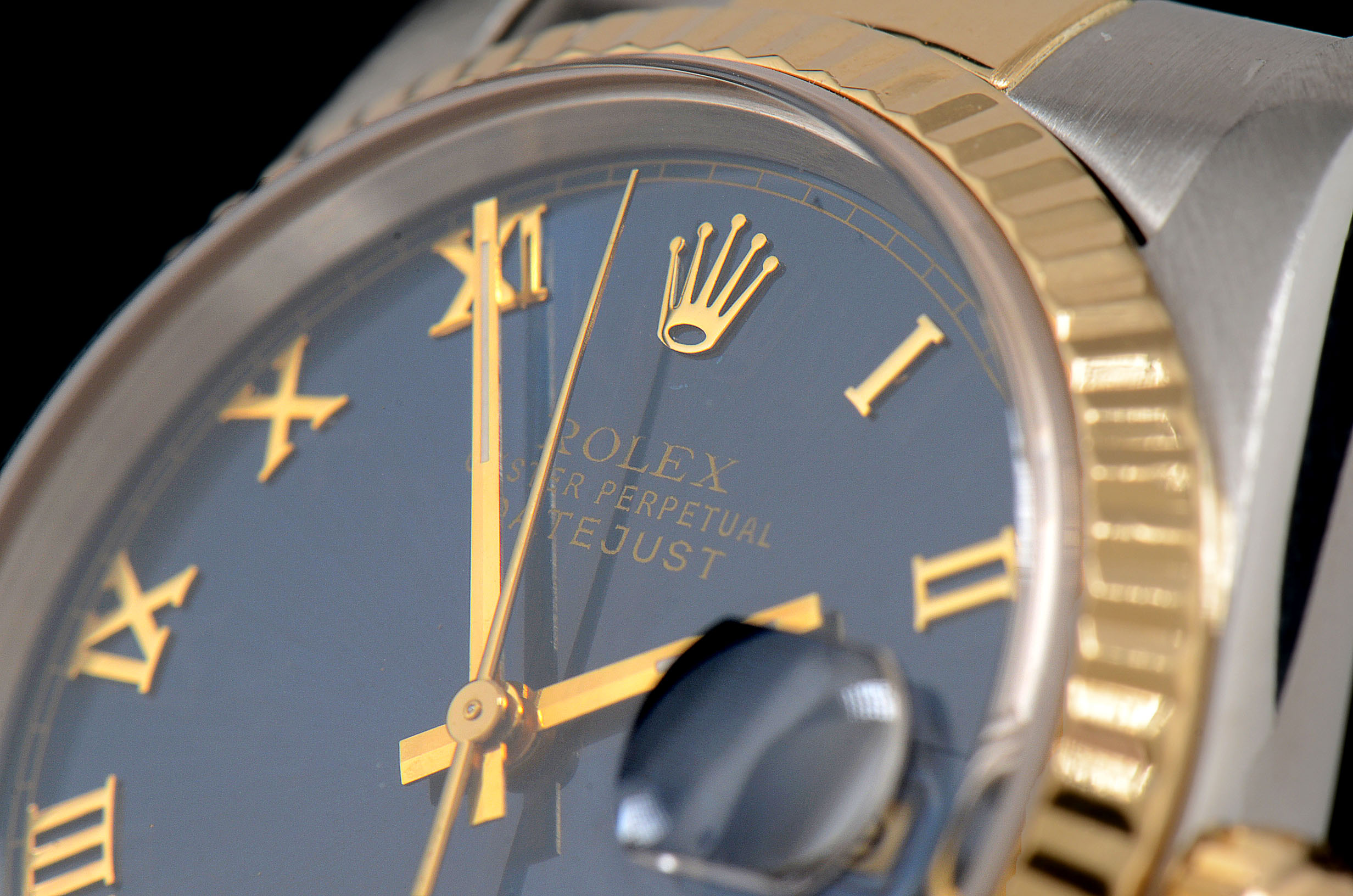 Rolex Perpetual Datejust 18K Gold YG.SS Blue Roman Dial Jubilee