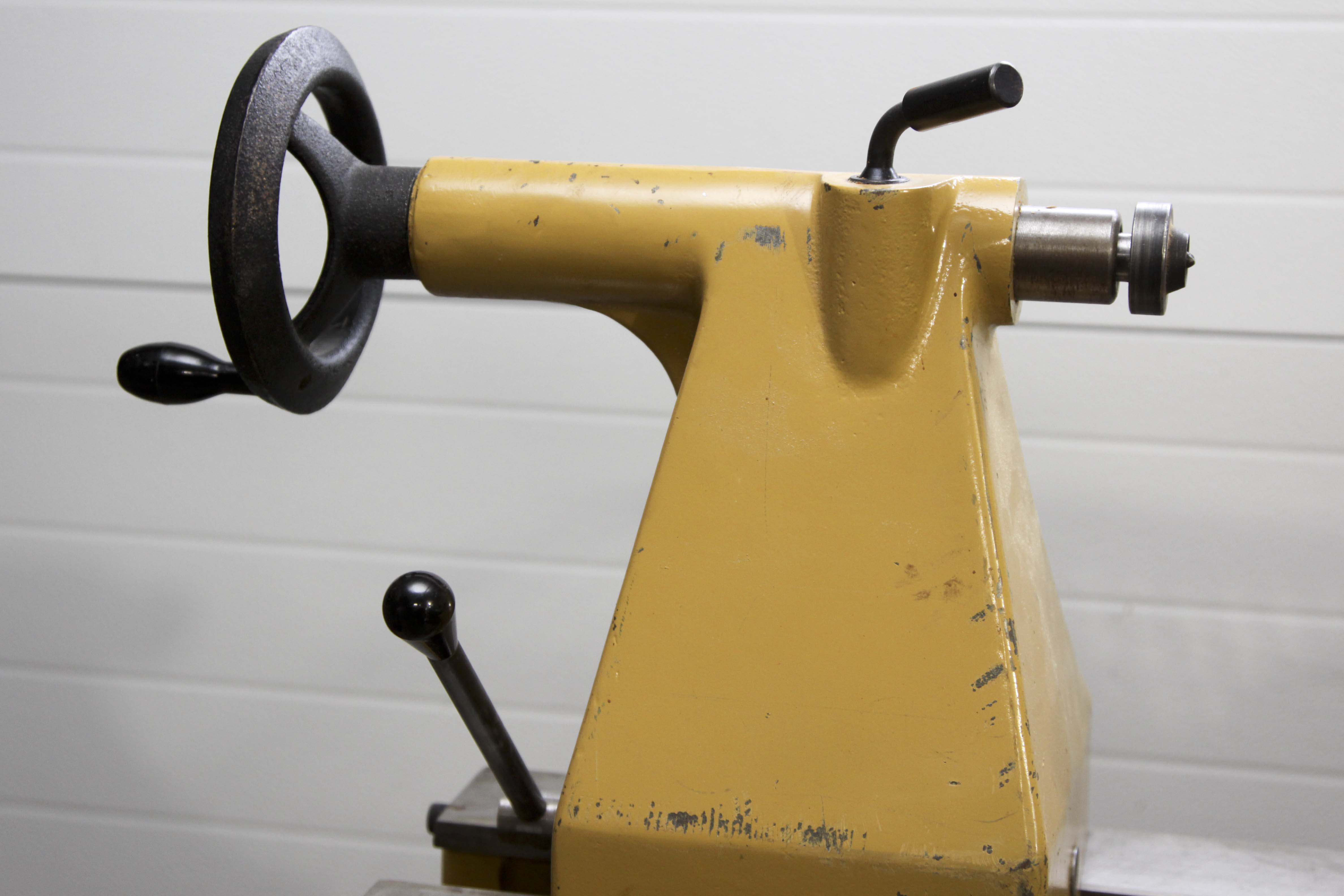 Powermatic 220-Volt Wood Lathe Model 3520