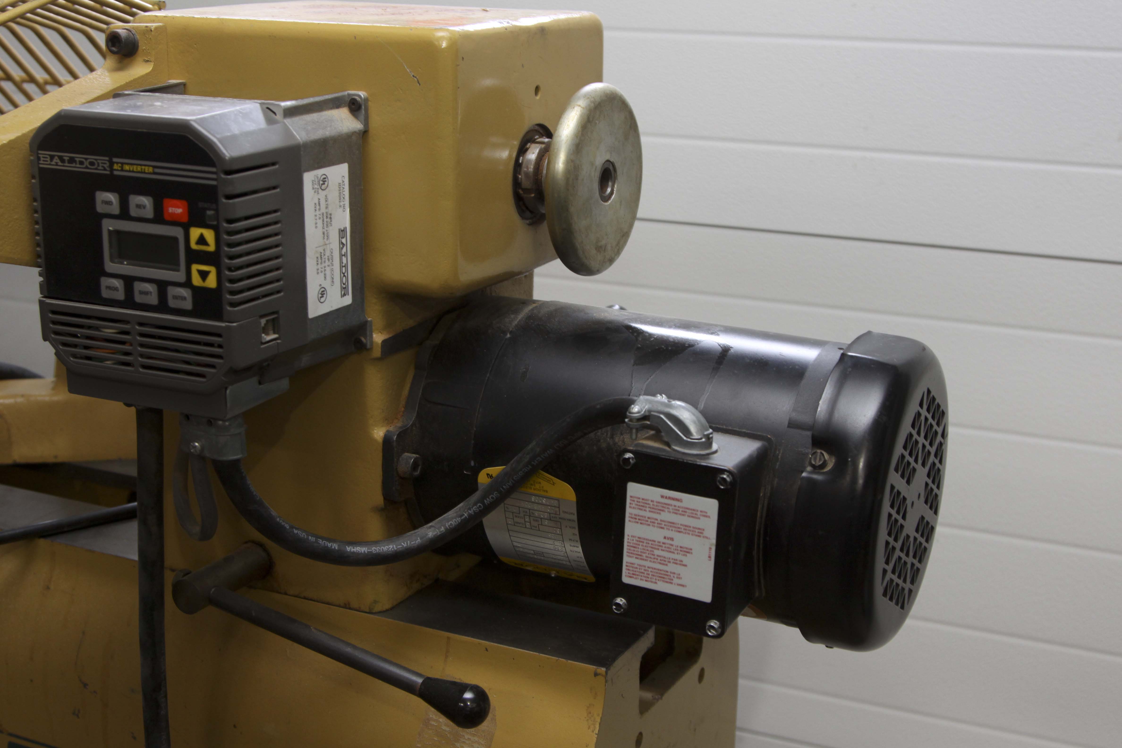 Powermatic 220-Volt Wood Lathe Model 3520