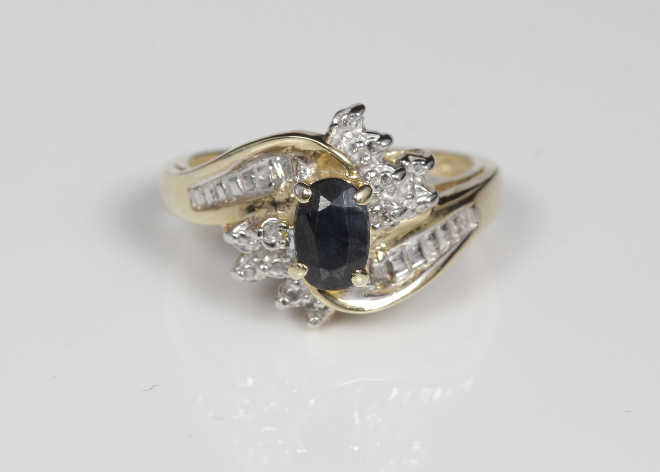 10K Yellow Gold Diamond Sapphire Ring