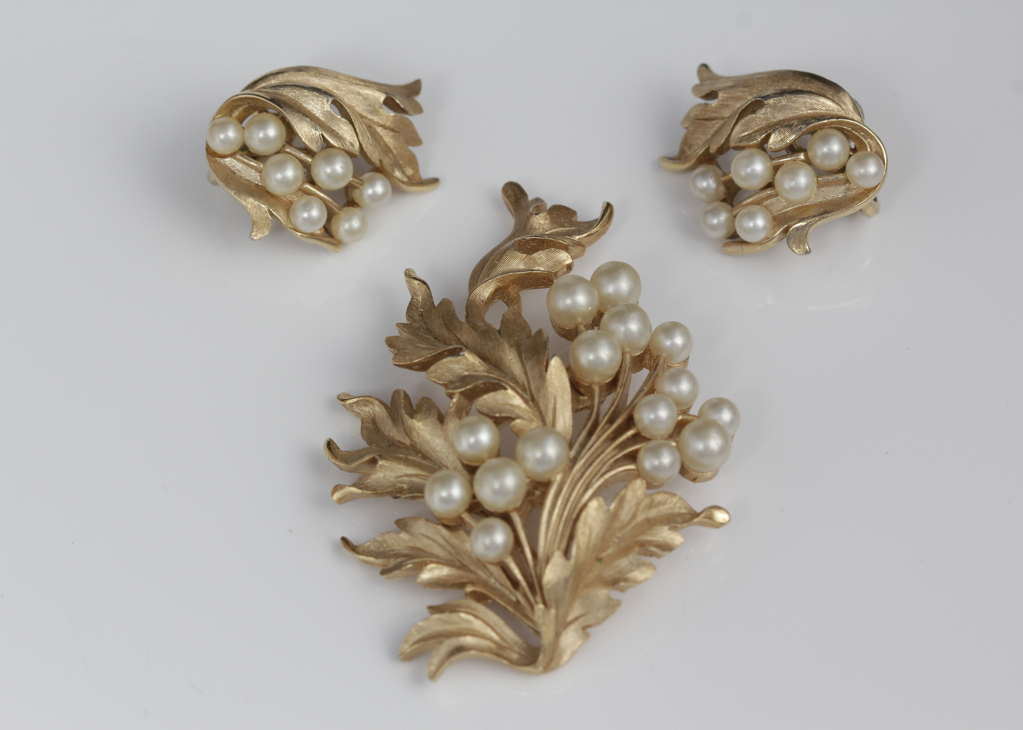 Vintage Trifari Brooch and Earrings