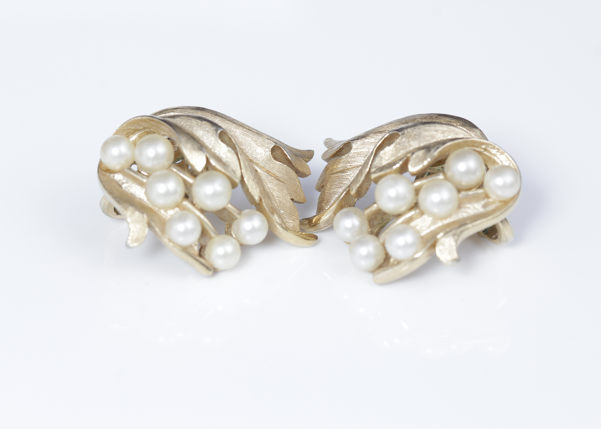 Vintage Trifari Brooch and Earrings