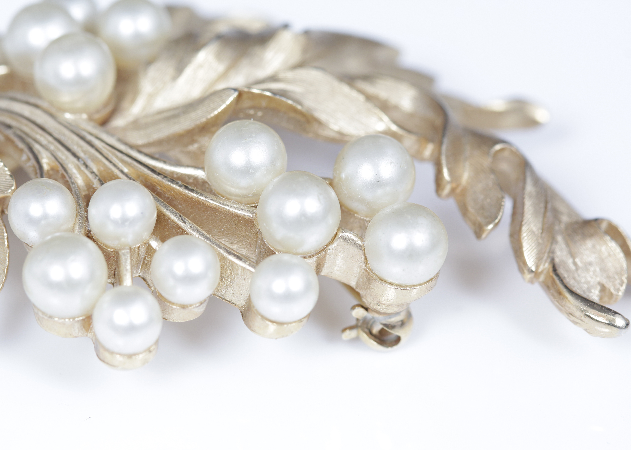 Vintage Trifari Brooch and Earrings