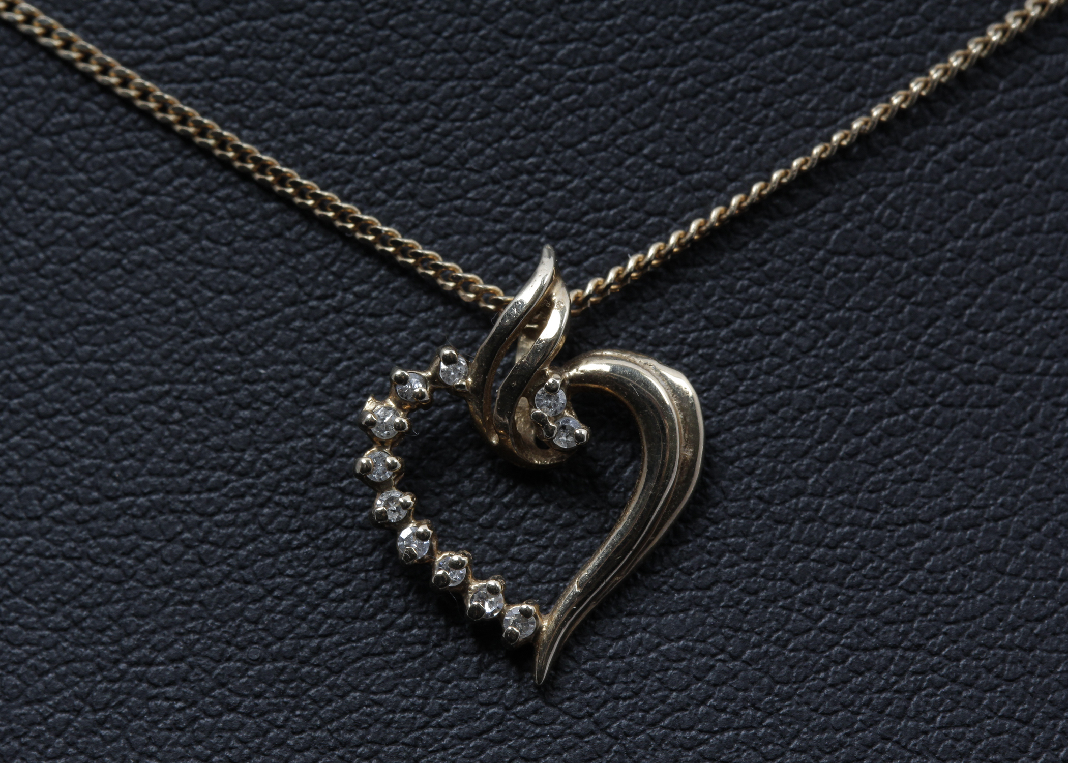 10K Yellow Gold Diamond Heart Necklace