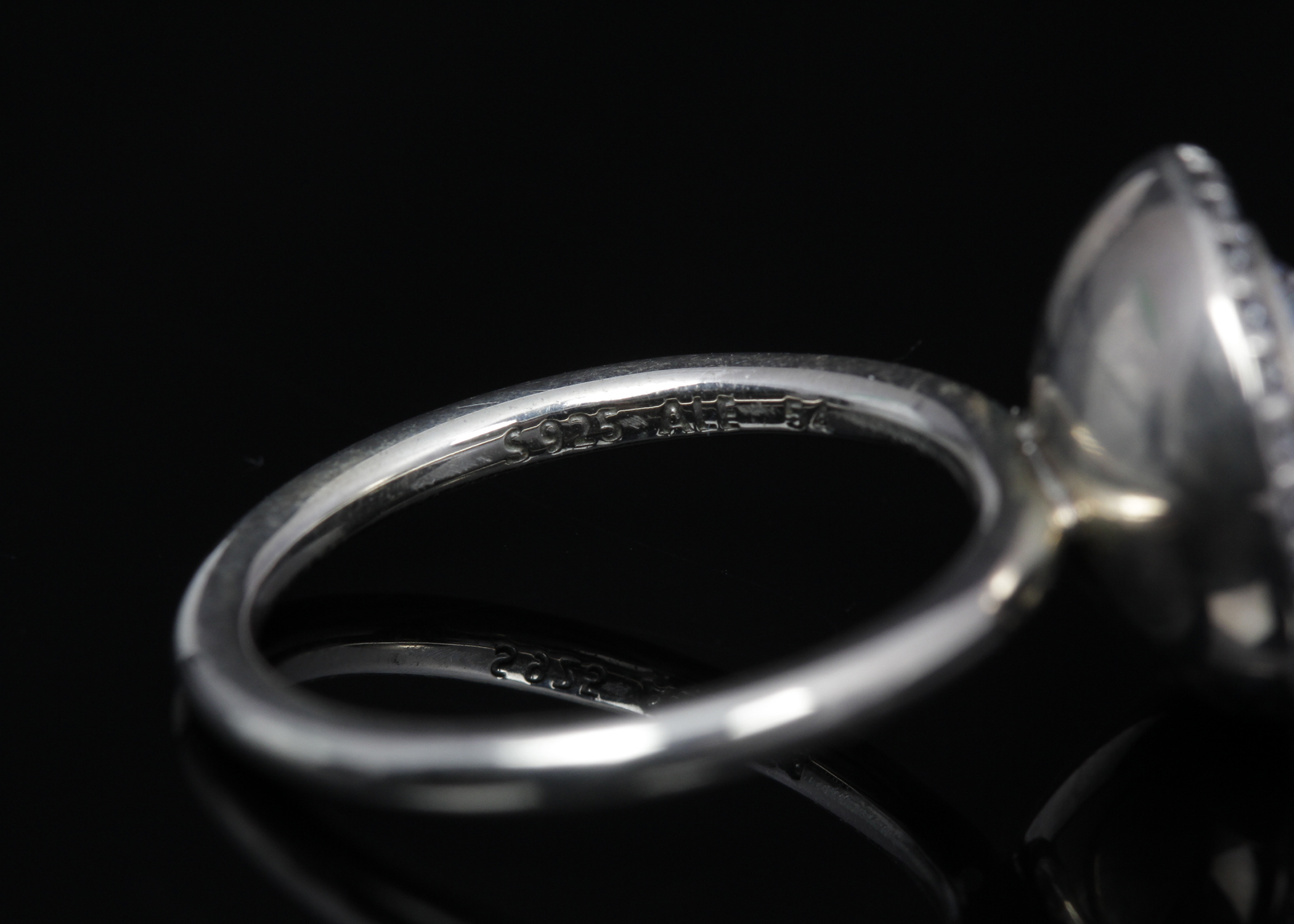 PANDORA Sterling Silver "Brilliant Legacy" Ring