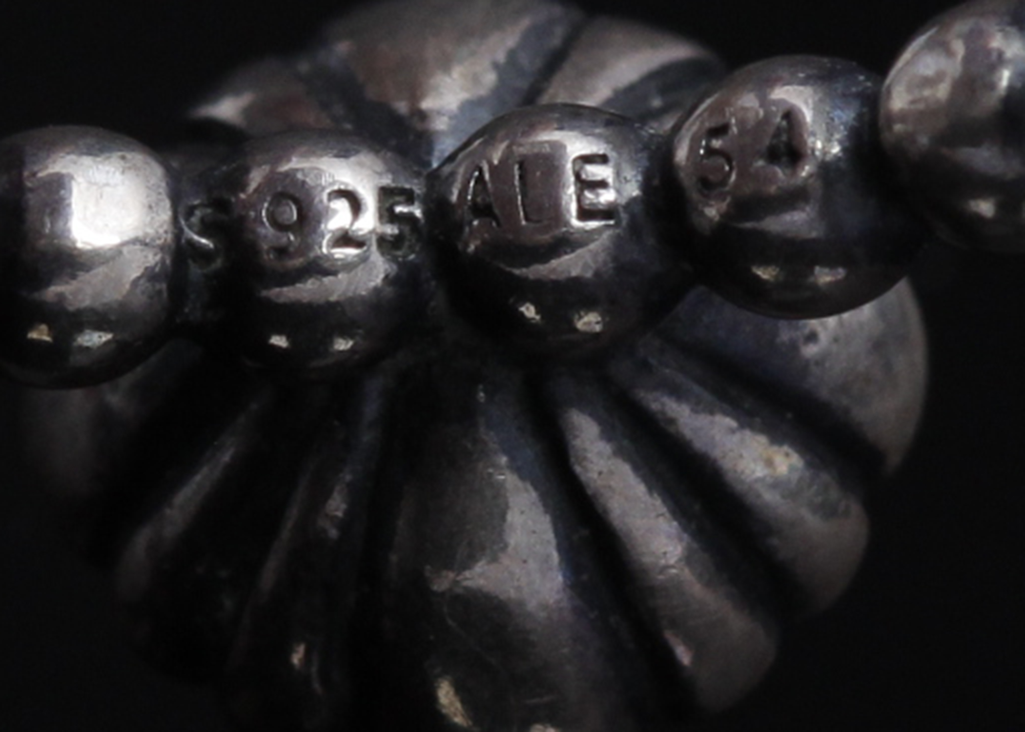 PANDORA Sterling Silver "Birthday Blooms" Peridot Ring