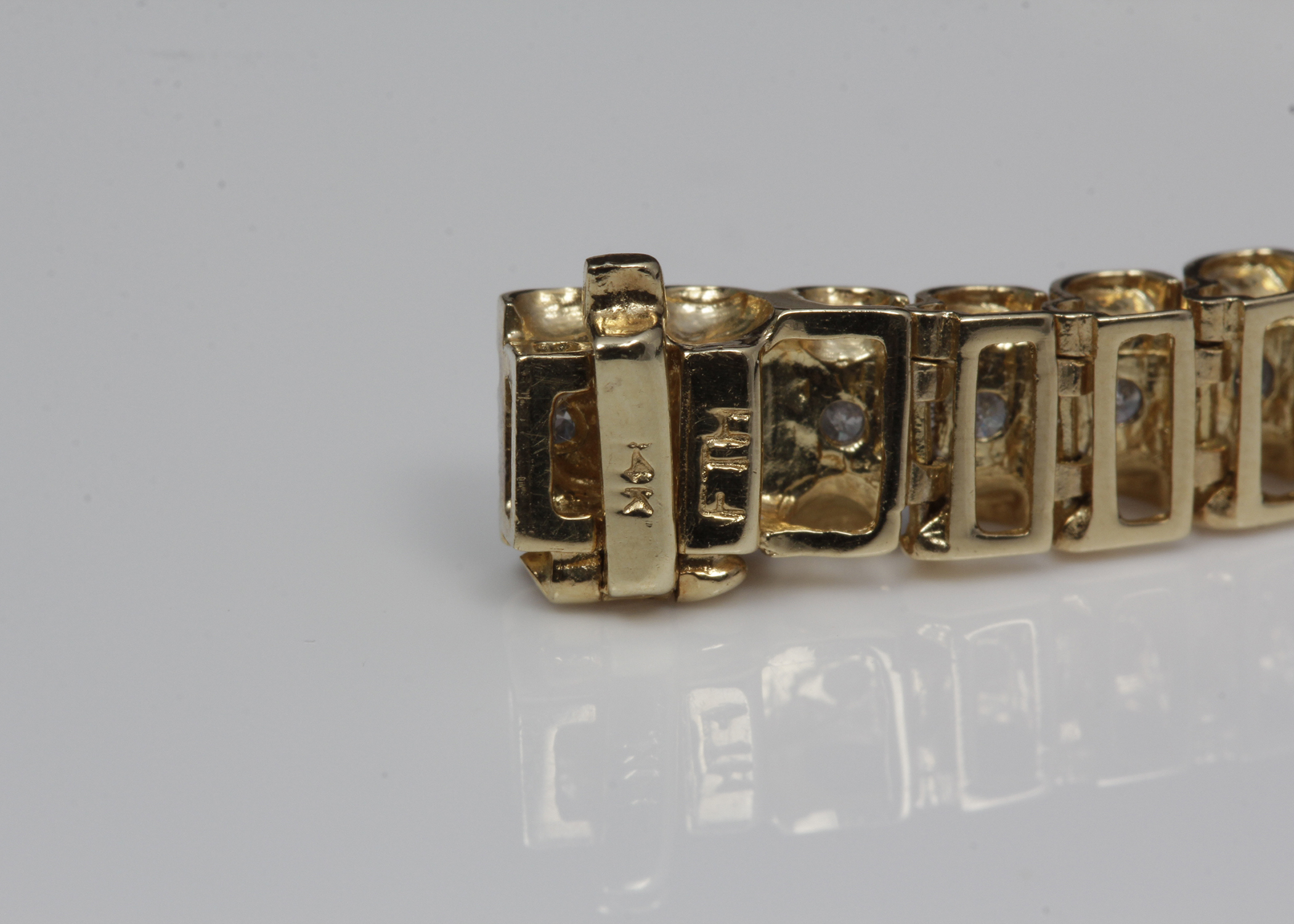 14K Yellow Gold Diamond Bracelet