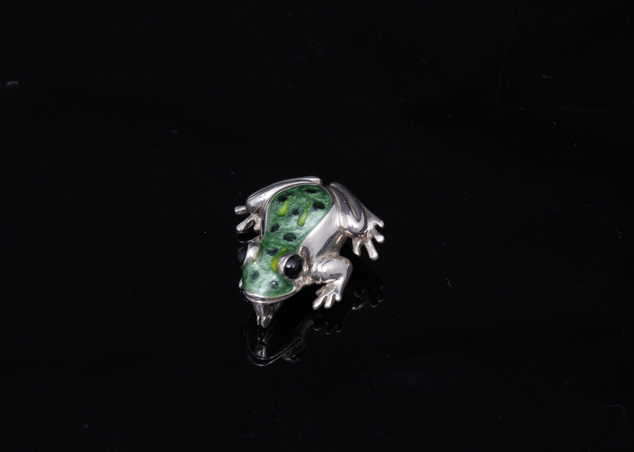 Sterling Silver Frog Pin