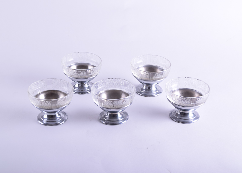 Vintage Depression Glass Dessert Bowls with Metal Bases