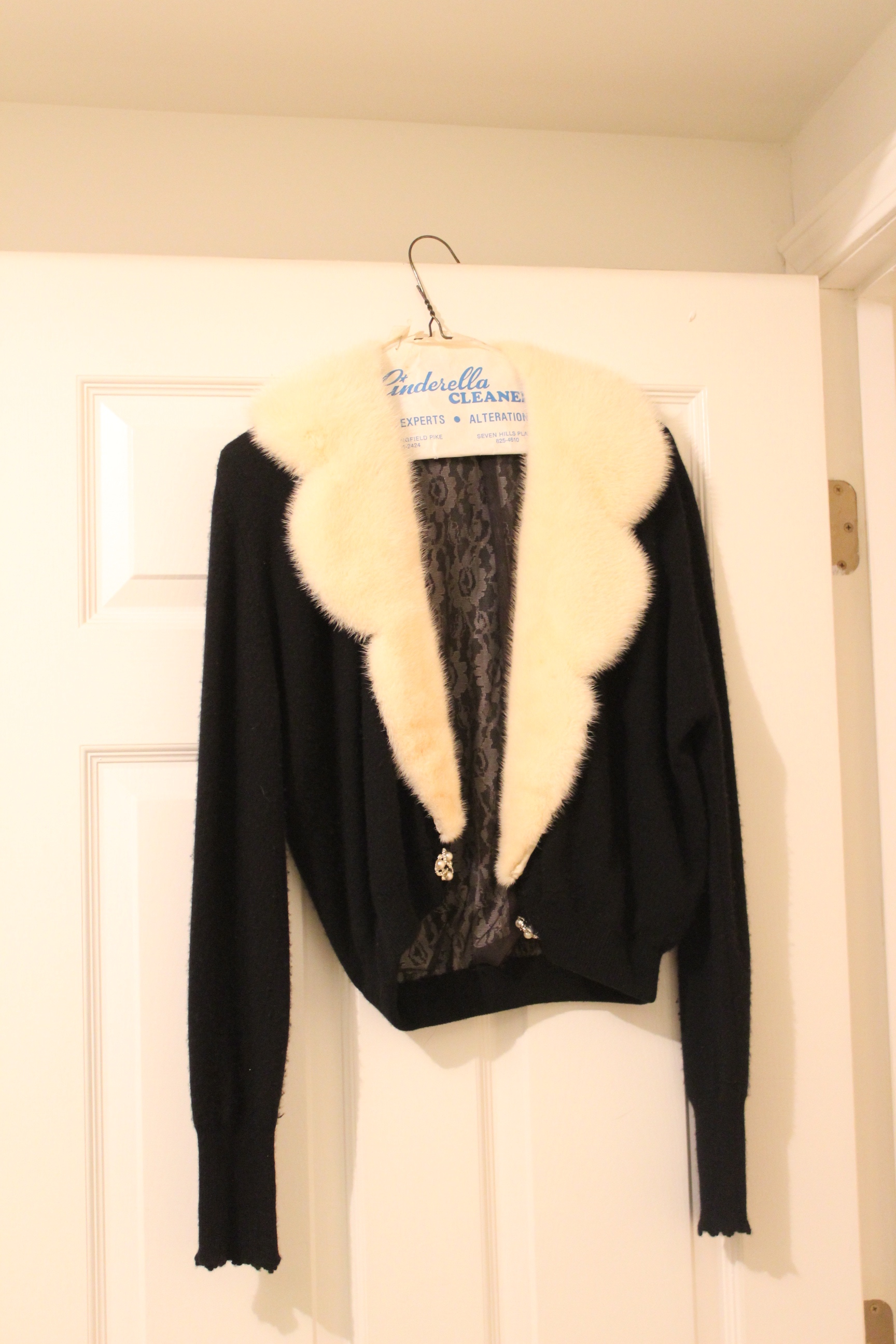 Vintage Black Sweater with Mink Fur Collar