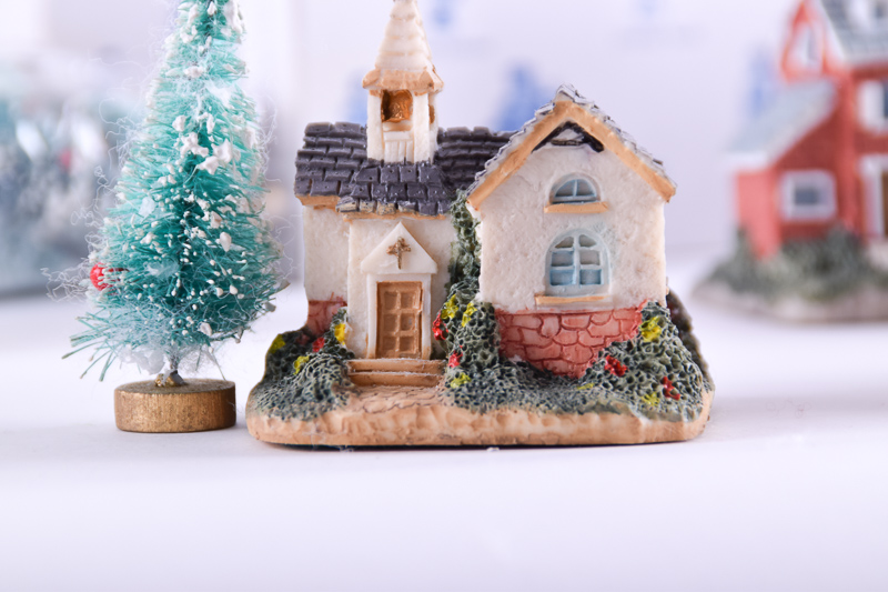 Liberty Falls Americana Collection Christmas Village Figurines