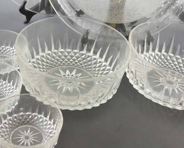 Arcoroc Glass Salad Bowls and Platters