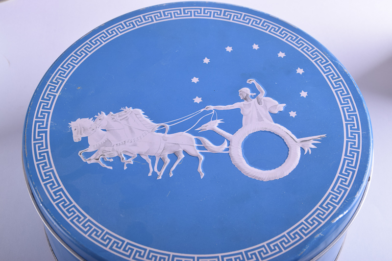 Decorative Vintage Cookie and Treat Tins