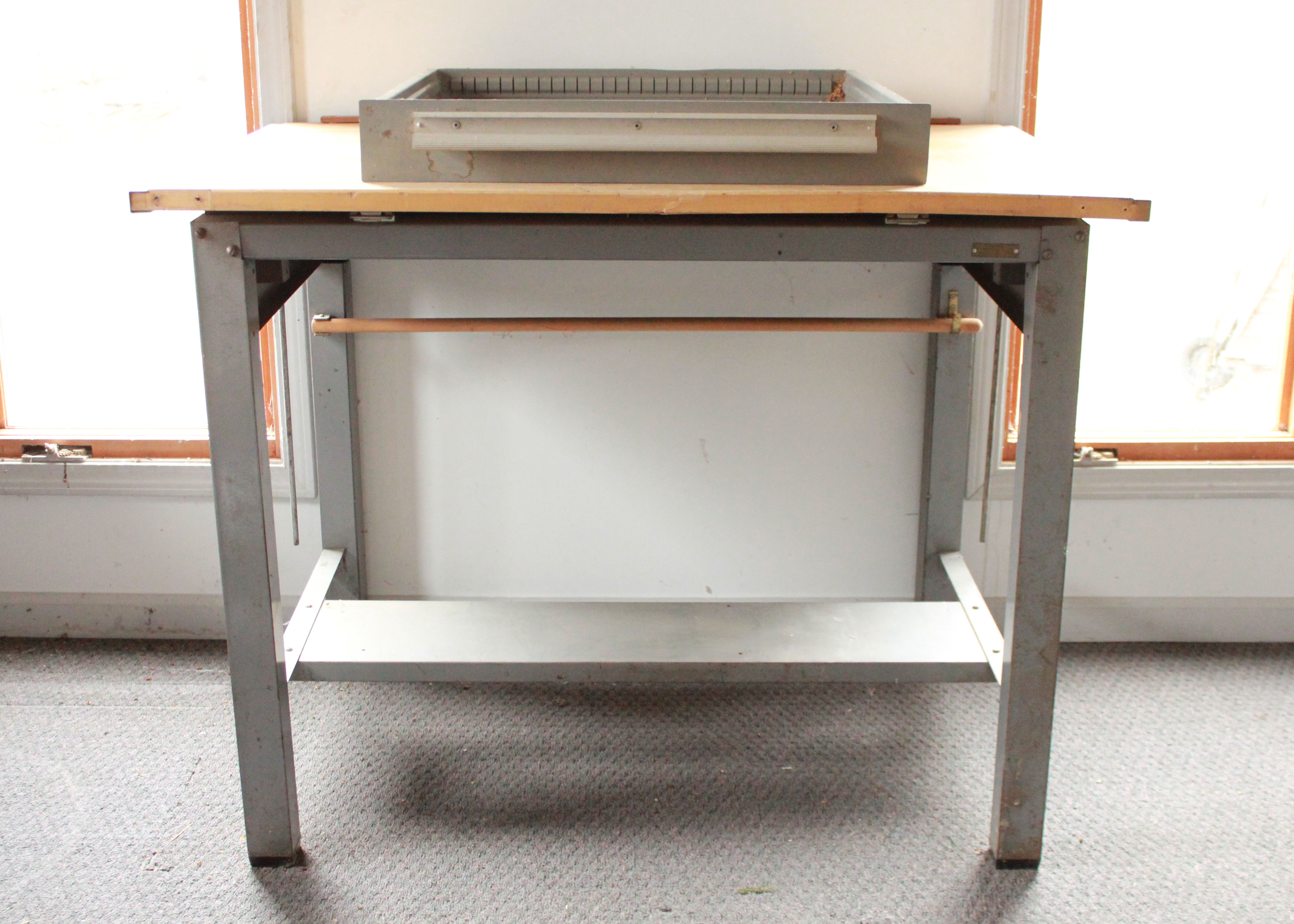 Mayline Adjustable Work Bench